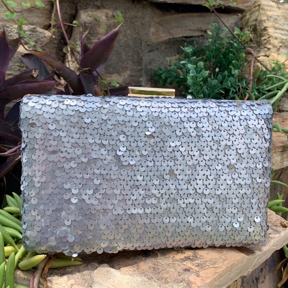 Silver Sequin Evening Clutch Handbag NWT - Picture 4 of 8